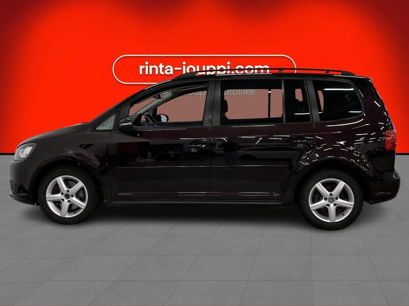 Volkswagen Touran vaihtoauto