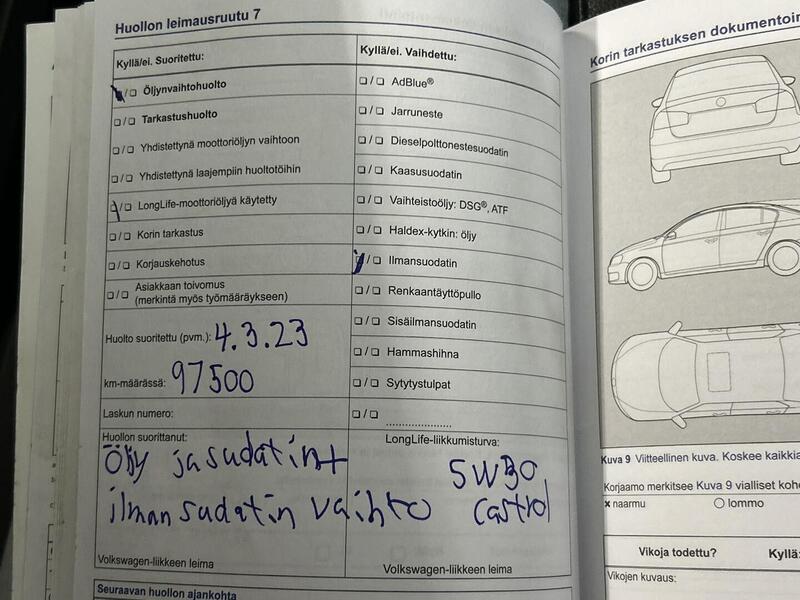 Volkswagen Touran vaihtoauto