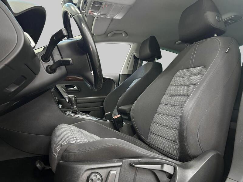 Volkswagen Passat CC vaihtoauto