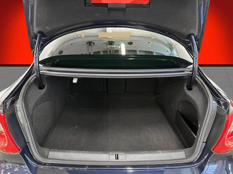 Volkswagen Passat CC vaihtoauto