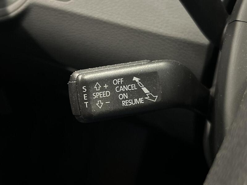 Volkswagen Passat CC vaihtoauto