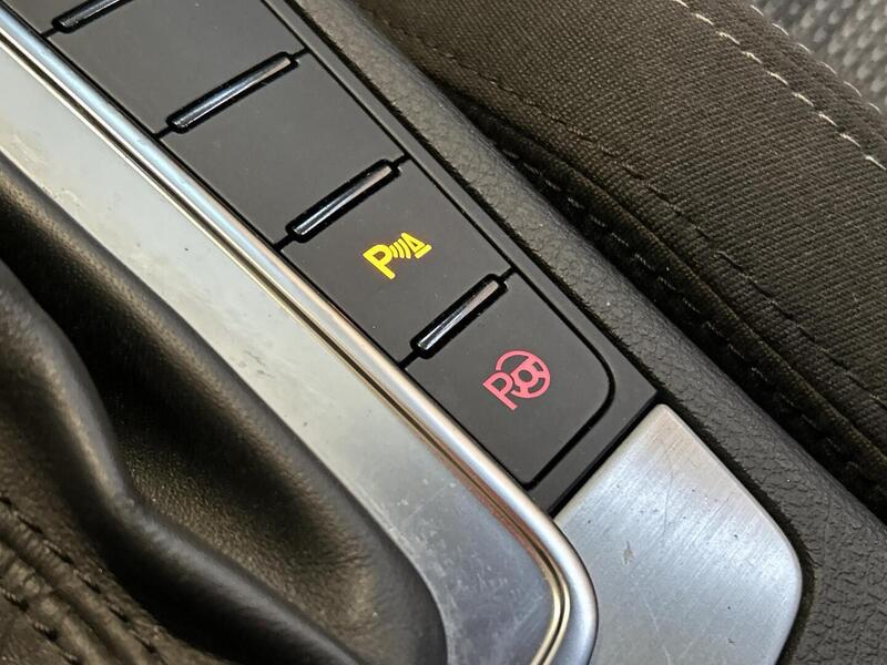 Volkswagen Passat CC vaihtoauto