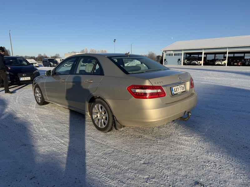 Mercedes-Benz E vaihtoauto