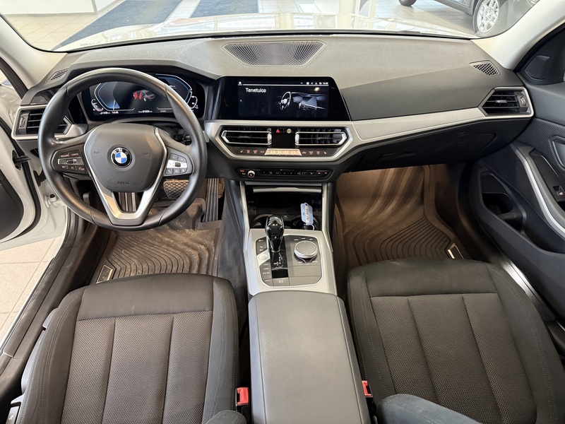 BMW 330 vaihtoauto