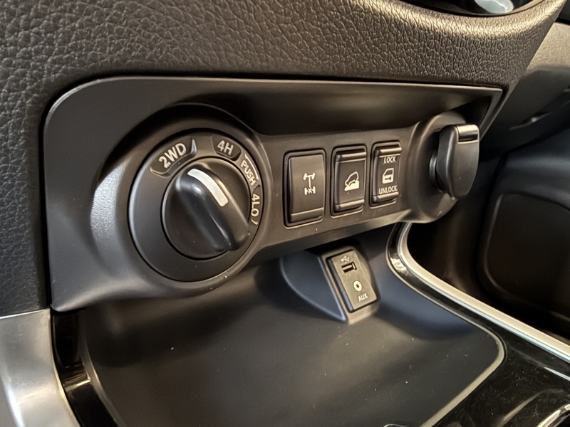 Nissan Navara vaihtoauto