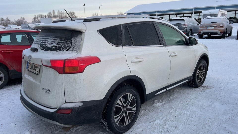 Toyota RAV4 vaihtoauto