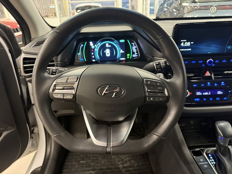 Hyundai IONIQ hybrid vaihtoauto