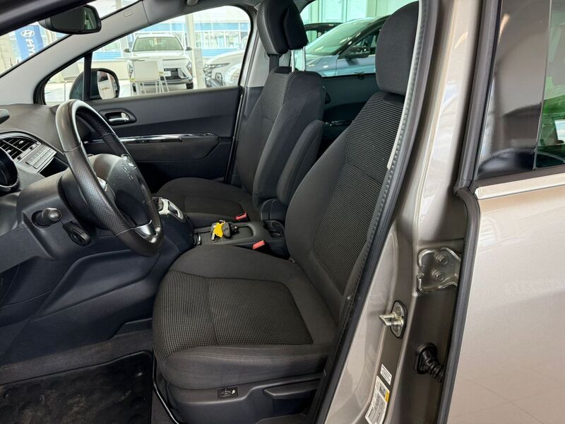 Peugeot 5008 vaihtoauto