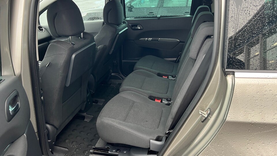 Peugeot 5008 vaihtoauto