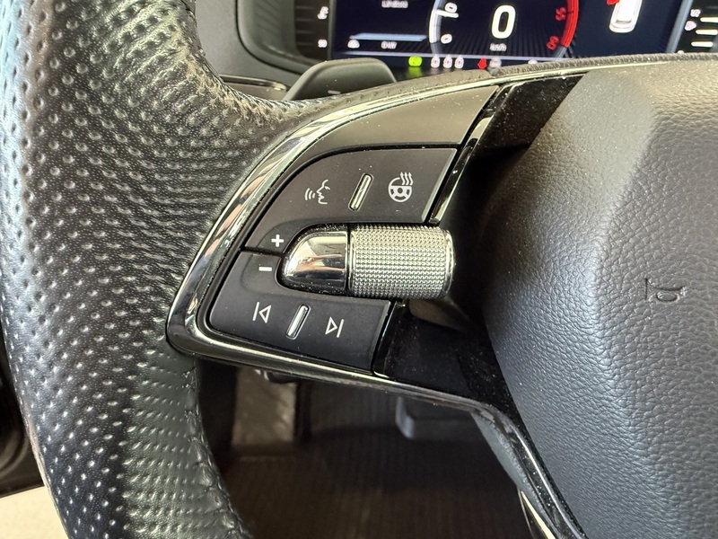 Skoda Karoq vaihtoauto