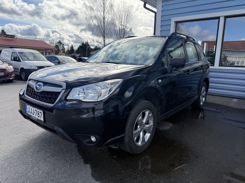 Subaru Forester vaihtoauto