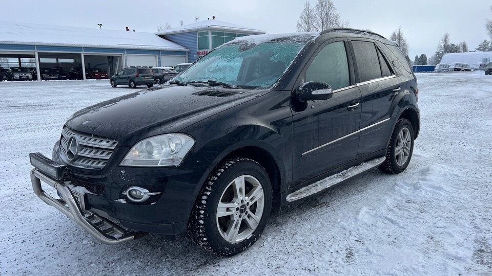Mercedes-Benz ML vaihtoauto