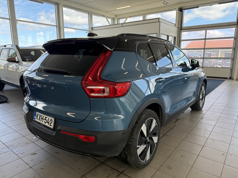 Volvo EX40 vaihtoauto