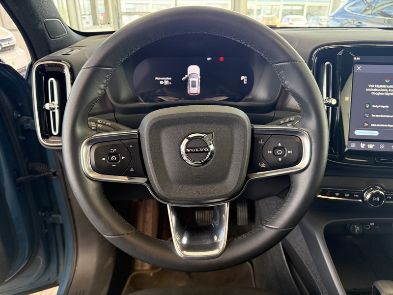 Volvo EX40 vaihtoauto