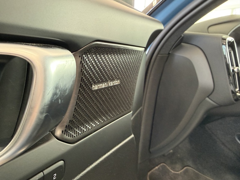 Volvo EX40 vaihtoauto