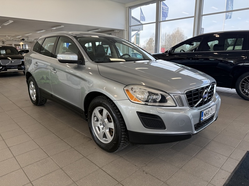 Volvo XC60 vaihtoauto