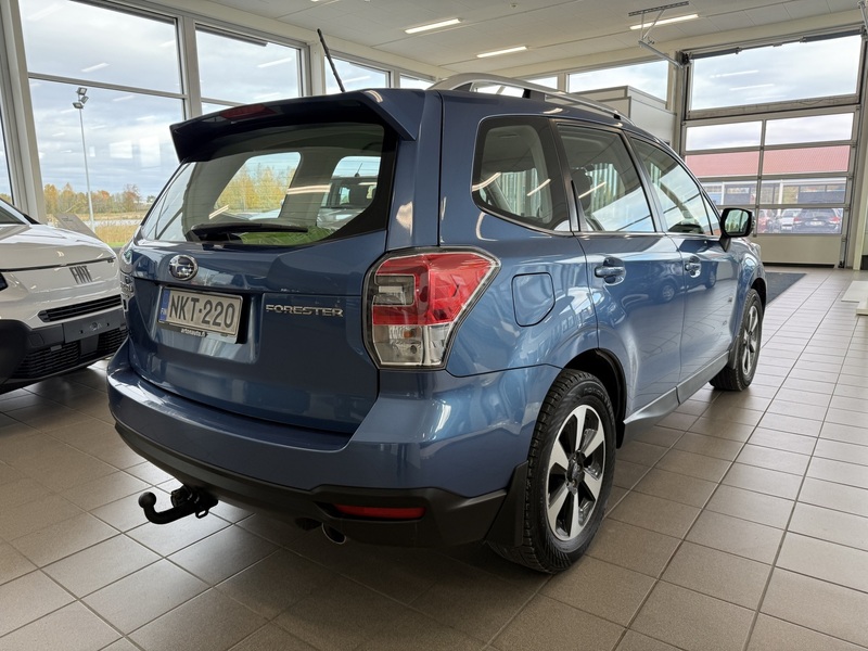 Subaru Forester vaihtoauto