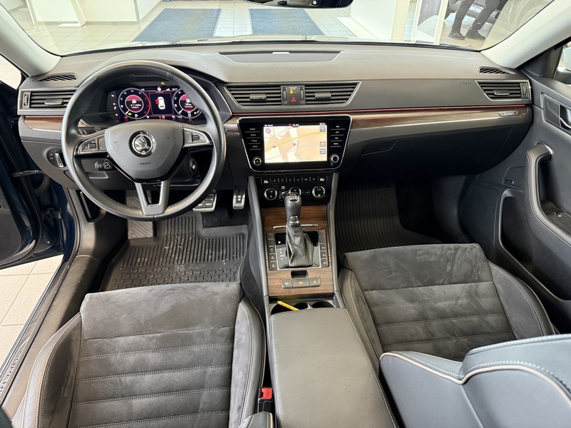 Skoda Superb vaihtoauto