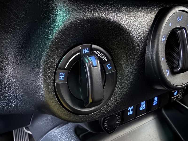 Toyota Hilux vaihtoauto