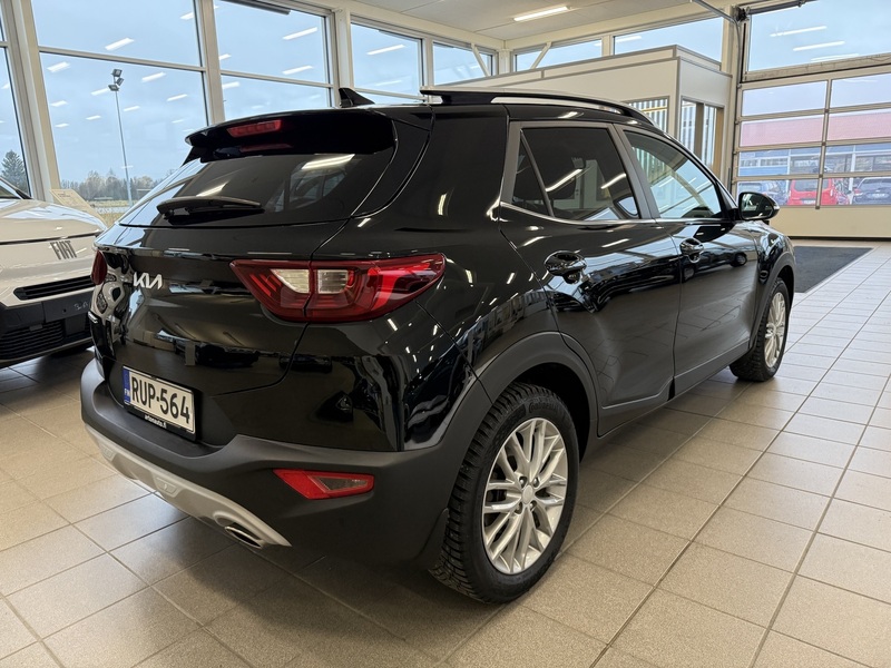 Kia Stonic vaihtoauto