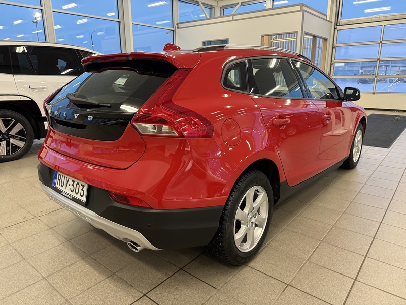 Volvo V40 Cross Country vaihtoauto