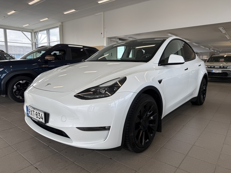 Tesla Model Y vaihtoauto