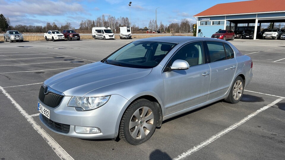 Skoda Superb vaihtoauto