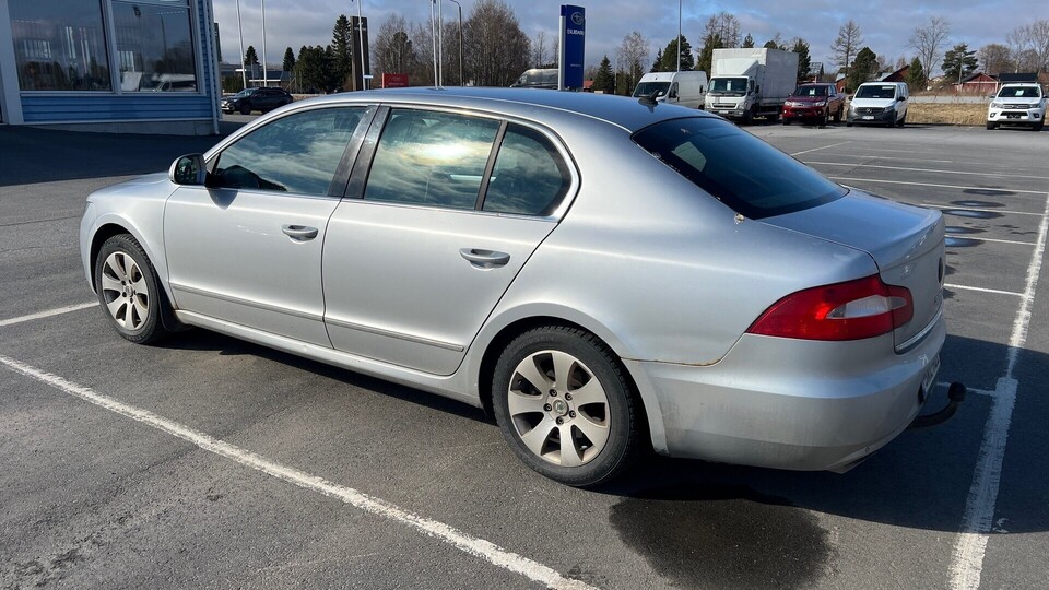 Skoda Superb vaihtoauto