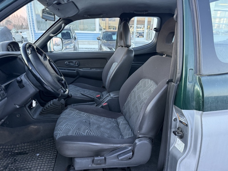 Mitsubishi L200 vaihtoauto