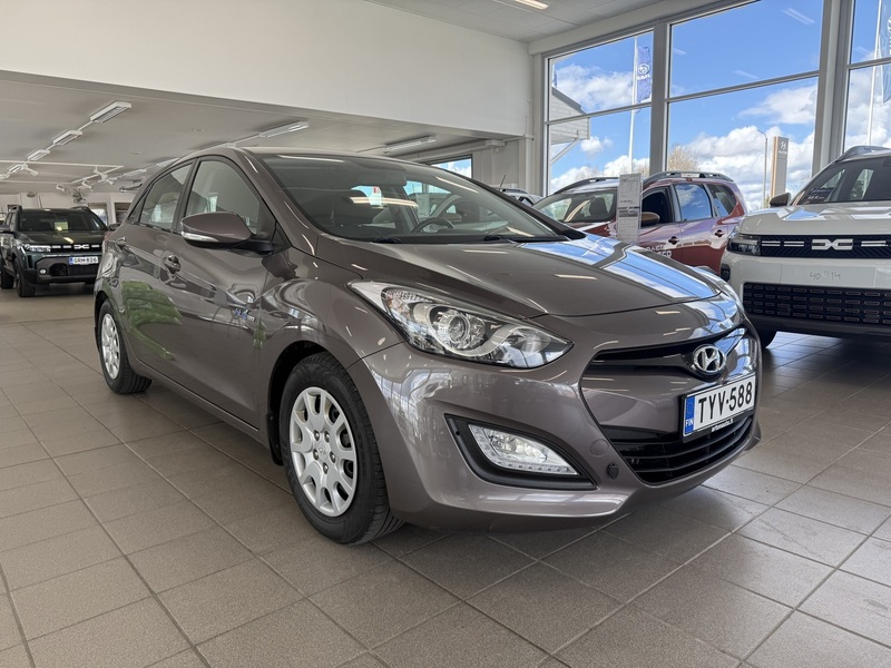 Hyundai i30 5d vaihtoauto