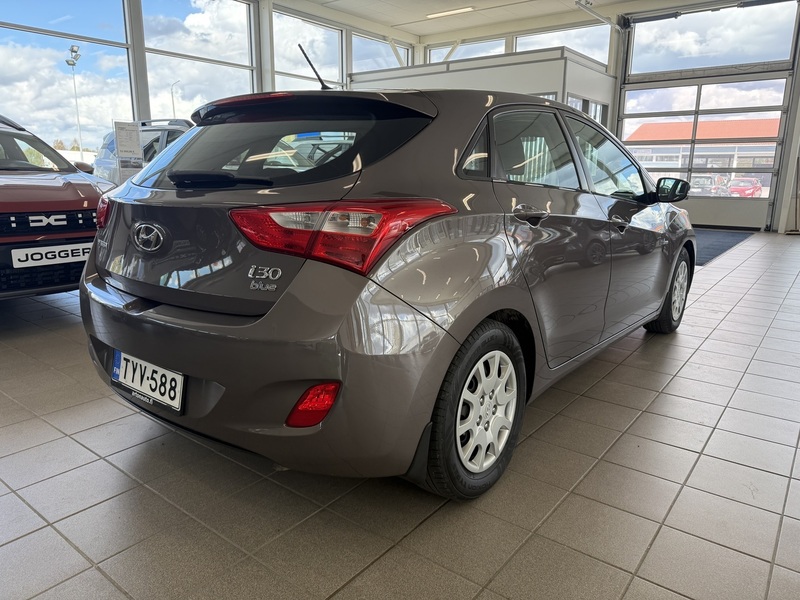 Hyundai i30 5d vaihtoauto