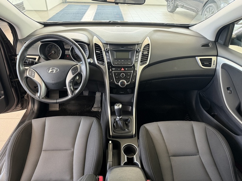 Hyundai i30 5d vaihtoauto