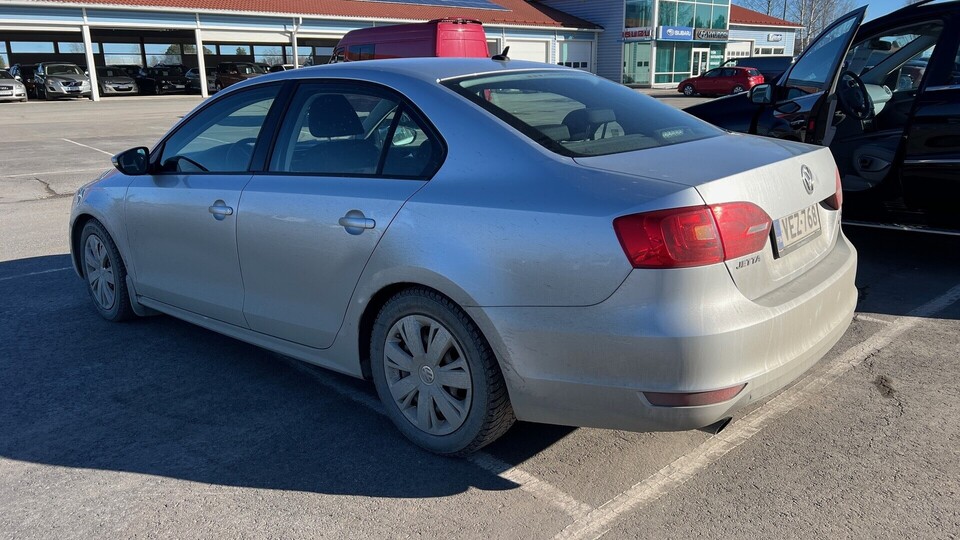 Volkswagen Jetta vaihtoauto