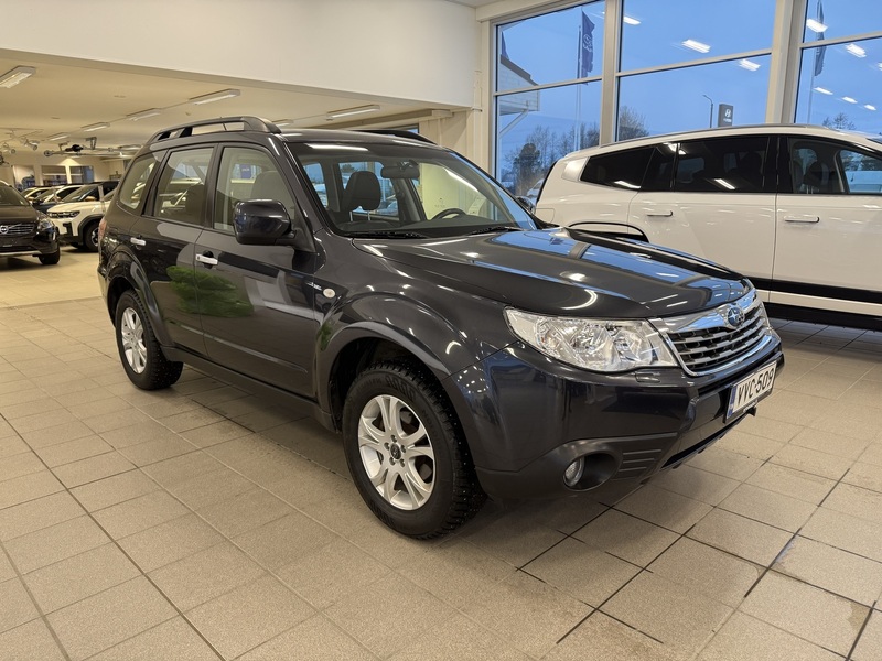 Subaru Forester vaihtoauto