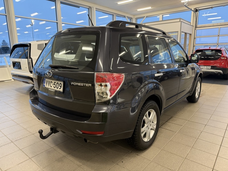 Subaru Forester vaihtoauto