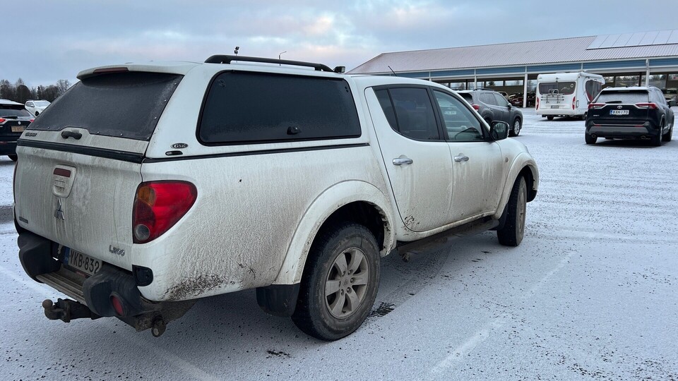 Mitsubishi L200 vaihtoauto