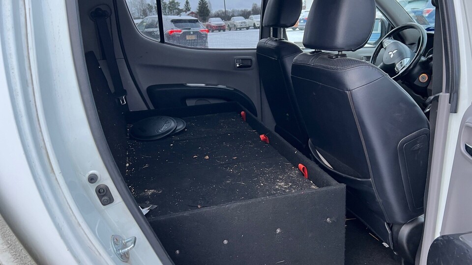 Mitsubishi L200 vaihtoauto