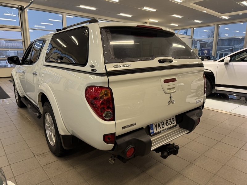 Mitsubishi L200 vaihtoauto