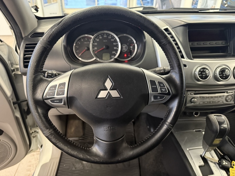 Mitsubishi L200 vaihtoauto