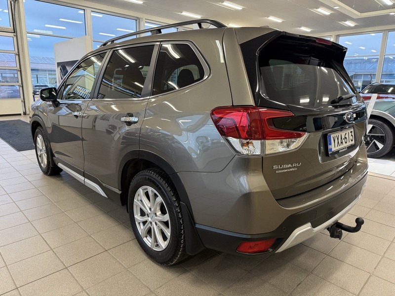 Subaru Forester vaihtoauto