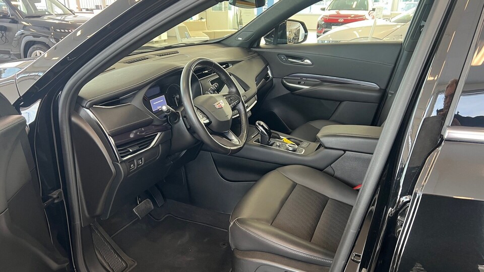 Cadillac XT4 vaihtoauto