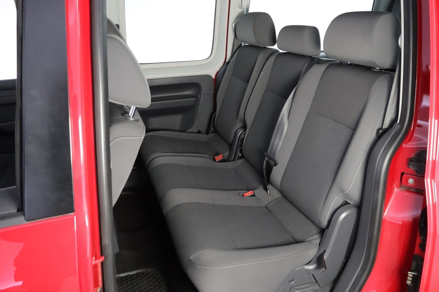 Volkswagen Caddy Maxi vaihtoauto