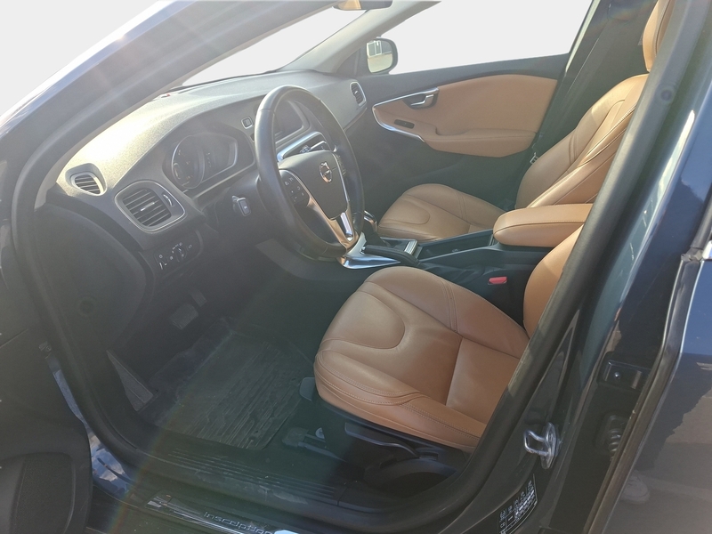 Volvo V40 vaihtoauto