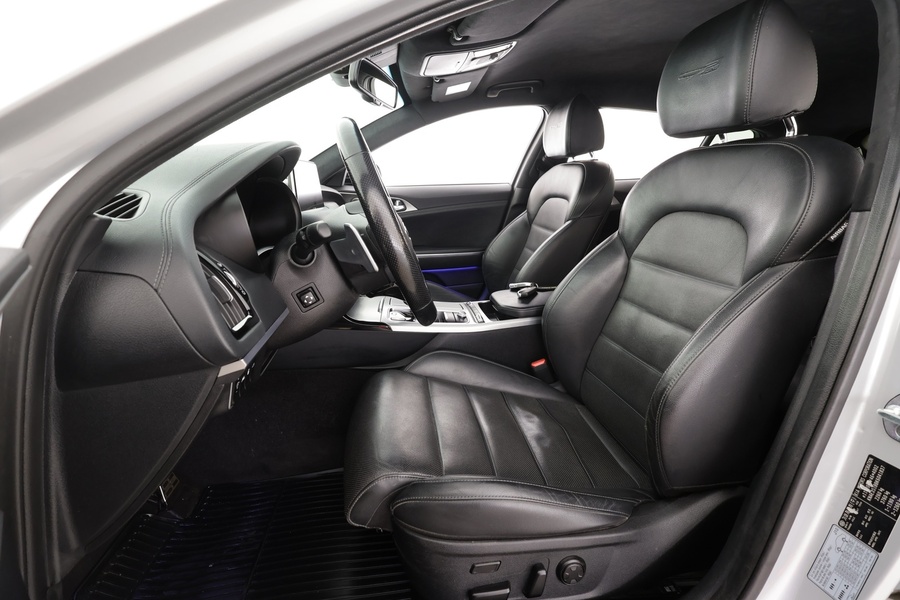 Kia Stinger vaihtoauto