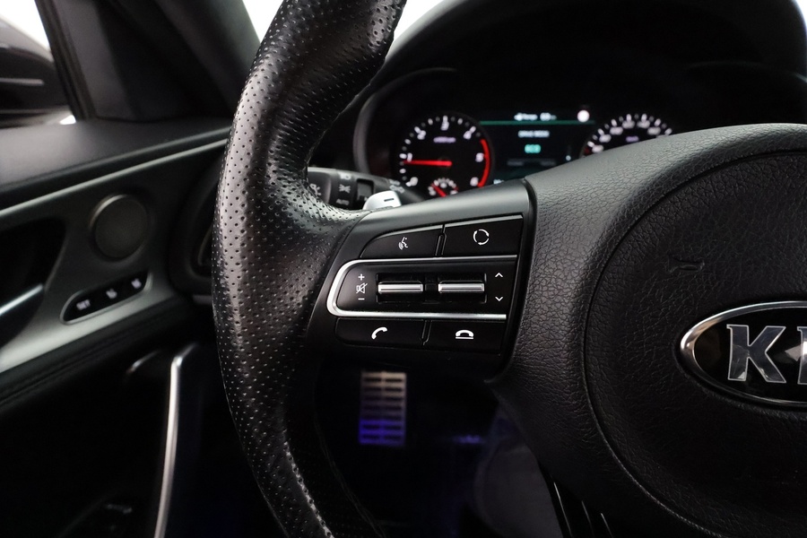 Kia Stinger vaihtoauto