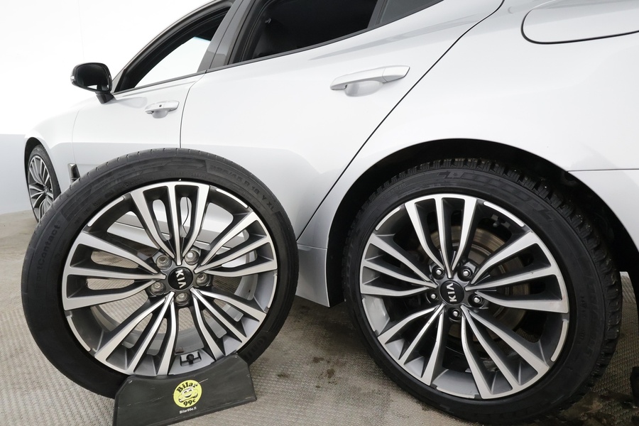 Kia Stinger vaihtoauto