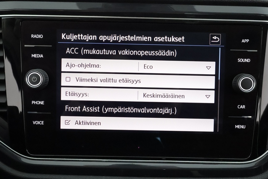 Volkswagen T-Roc vaihtoauto