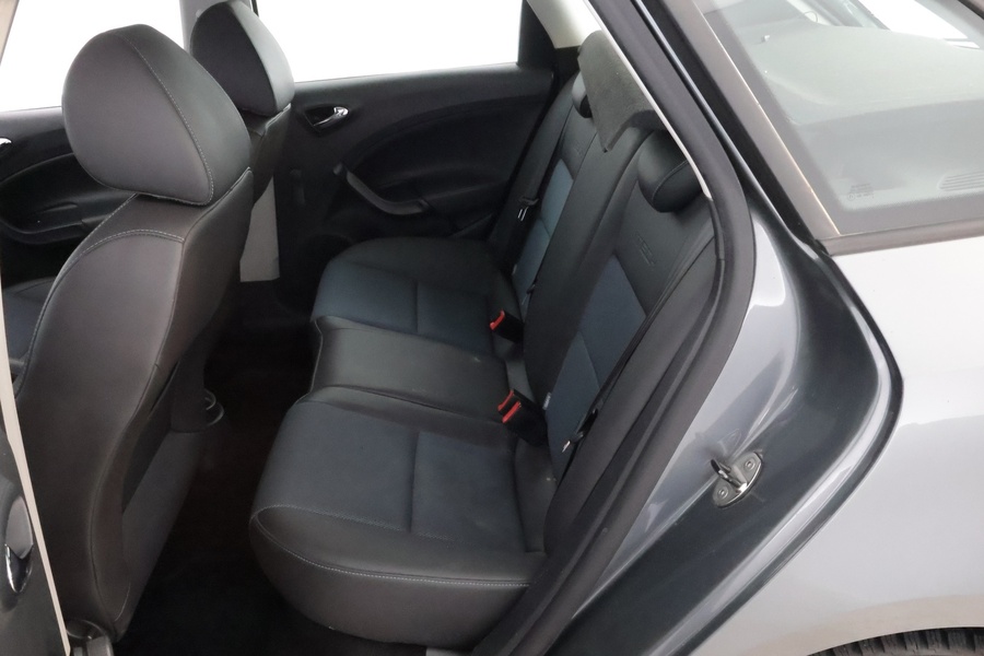 SEAT Ibiza ST vaihtoauto