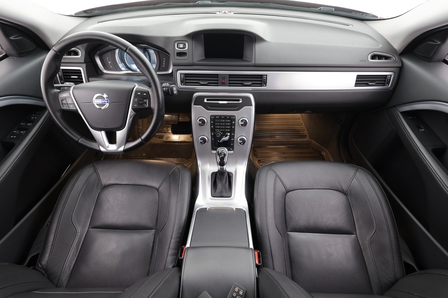 Volvo V70 vaihtoauto