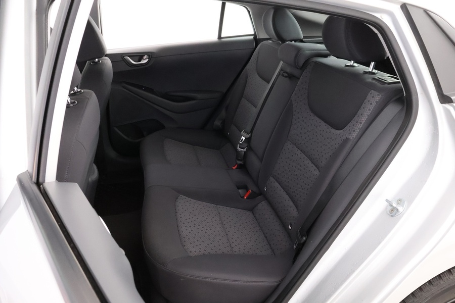 Hyundai IONIQ electric vaihtoauto